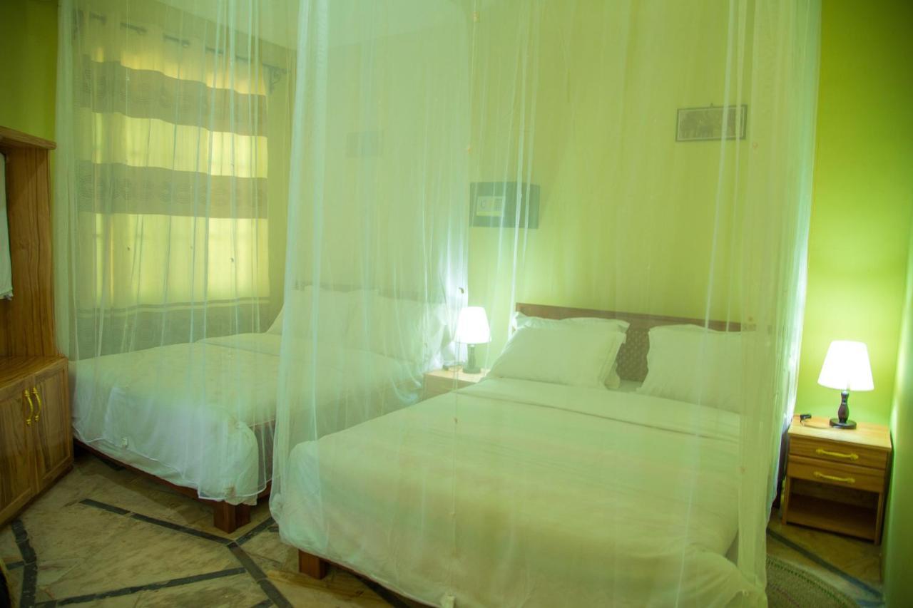Asmorein Hotel Babati Buitenkant foto