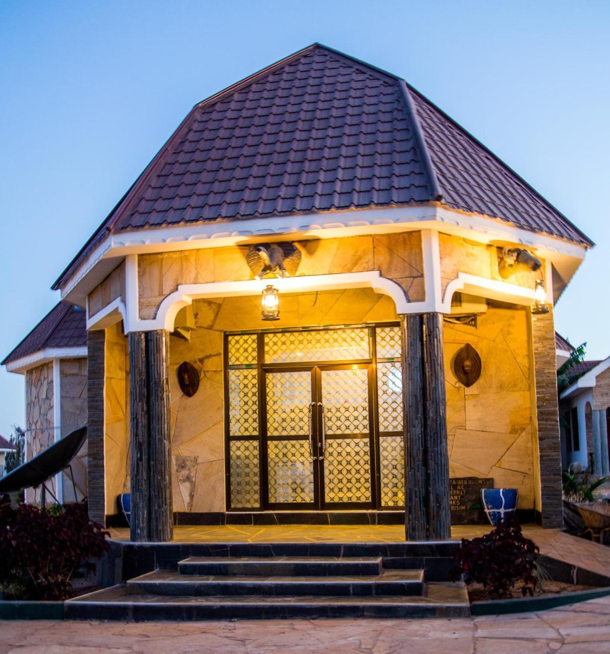 Asmorein Hotel Babati Buitenkant foto