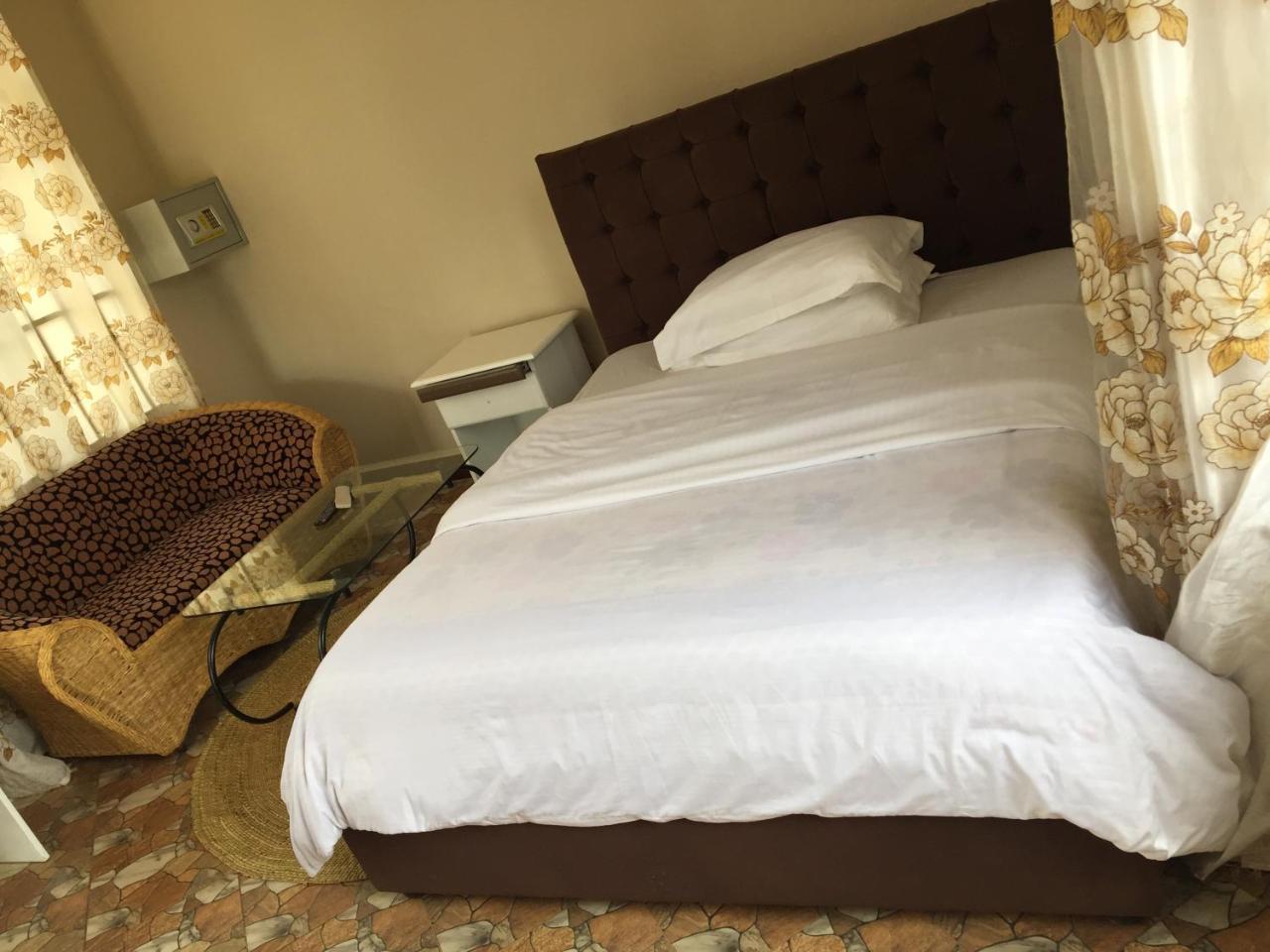 Asmorein Hotel Babati Buitenkant foto
